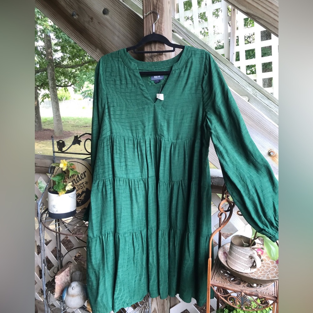 Anthropologie Maeve emerald green midi dress. NWT